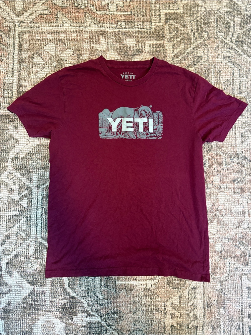Yeti Men’s Maroon Graphic Logo Short Sleeve Tee